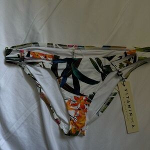 NWT Vitamin A Bikini Bottoms